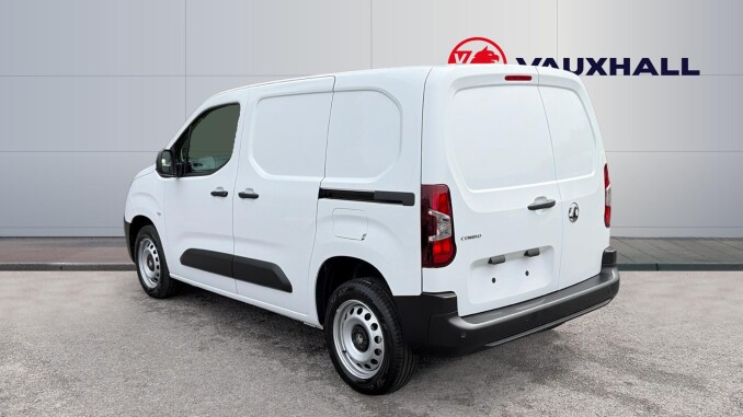 Vauxhall Combo Cargo Combo Diesel 1.5 Turbo D 100ps Prime Plus H1 Van - Image 2
